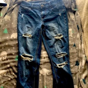 Super cute blue jeans ripped!! Size 2 send offers!!